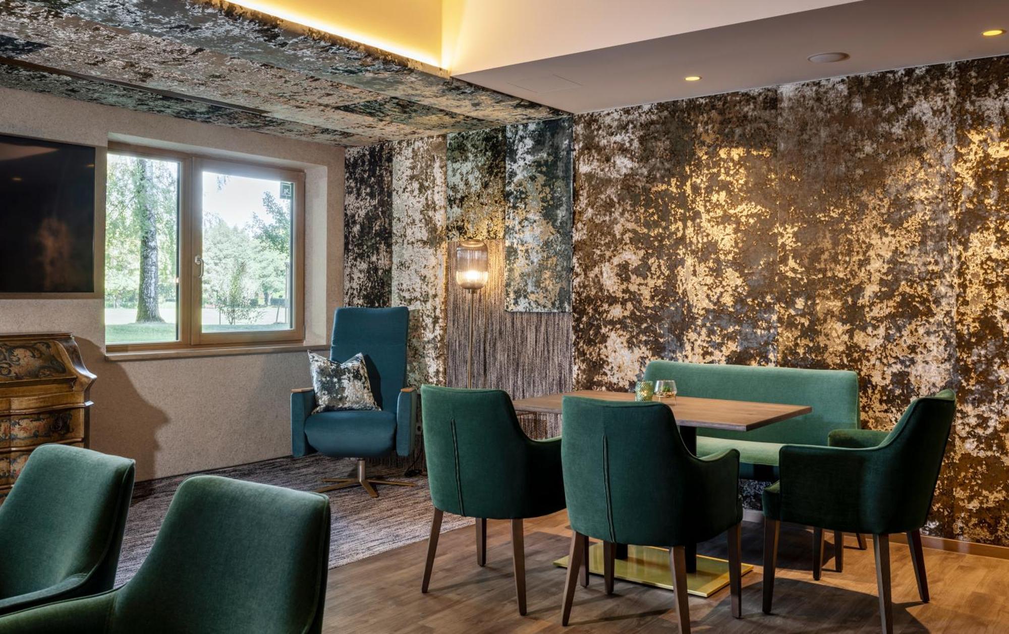 Hotel Frechdachs Bad Füssing Buitenkant foto